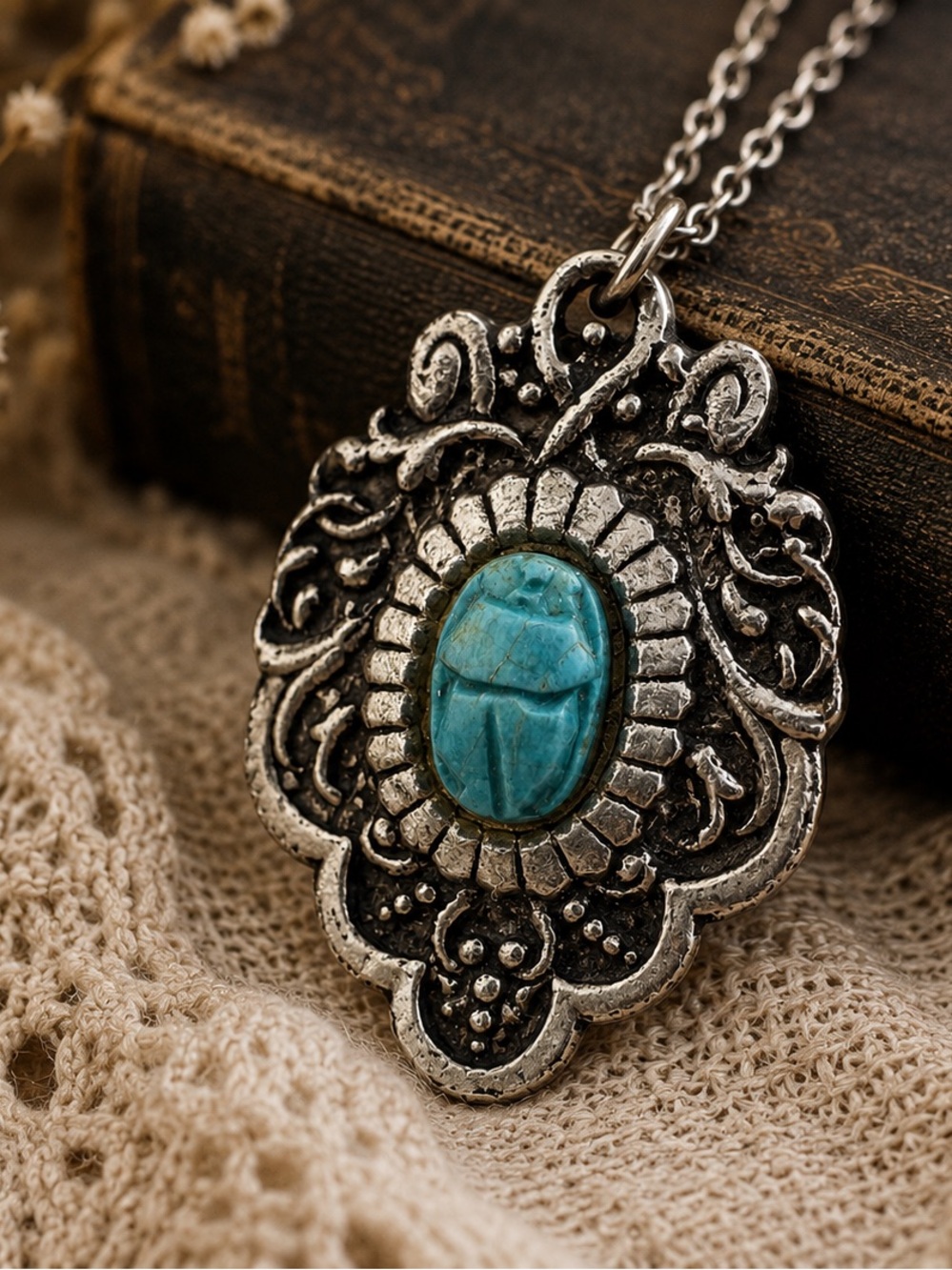 VNTG Egyptian Revival Blue Scarab‎ Necklace Silver Tone Statement Pendant Boho